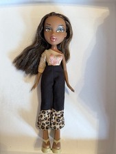 Bratz Puppe Sasha – wunderschönes Make-up & gepflegtes Haar