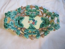 antike Keramikschale- Durchbrucharbeit - Eichenlaub