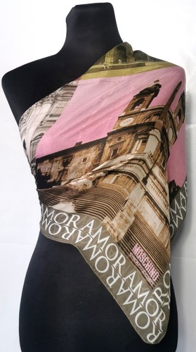 Moschino cheap and chic