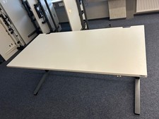 Steelcase Tenaro Schreibtisch