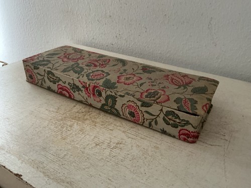 Alte stoffschachtel shabby - stoffschachtel,