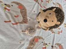 Igel Kuscheldecke mit Kuscheltiere 