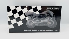 Minichamps 1/12 Valentino Rossi Yamaha YZR-M1 Pre Season Test 2004 schwarz