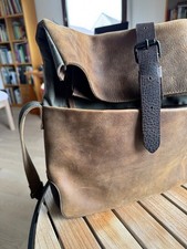 Kuriertasche unisex Schultertasche Rindleder, gekauft beim  Zeit - Magazin, EDEL