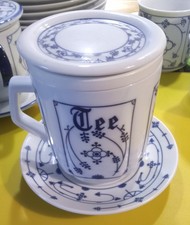 Teebecher mit Teesieb, Deckel