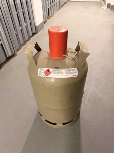 Propangasflasche mit - 11, kg