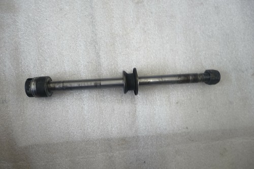 Suzuki 550 steckachse - gs, e