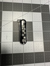 Victorinox Classic Swiss Army