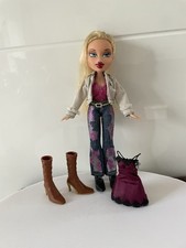 Bratz Puppe mit zusätzliche Kleidung
