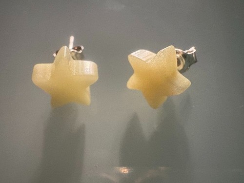 Handgefertigte ohrstecker mit - handgefertigte,