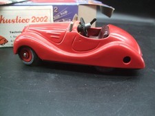 Schuco Akustico 2002 in Rot, das Auto mit Hupe in OVP, unbespielt