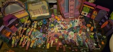 Großes Polly Pocket Sammlung Mit 16 Figuren  Und Vielen Sets + KleidungGebraucht