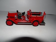 SIGNATURE SERIES US FEUERWEHR MAXIM CI 1923 MODELLAUTO 1:43 SAMMLER MODELL