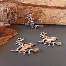 3 mittelgroße Hexe Hexen Anhänger Charms Kettenanhänger Silber Farbe (21)
