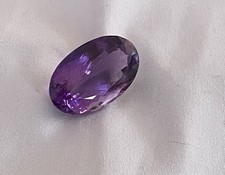 Amethyst Edelstein Schmuck geschliffen augenrein