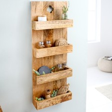 Massives Küchenregal