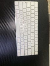 Apple - Magic Keyboard Model