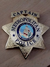 Obsolete LAS VEGAS METROPOLITAN POLICE BADGE "CAPTAIN" LVPD Polizei 