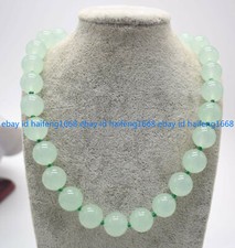 Riesige 14mm Hellgrüne Jade