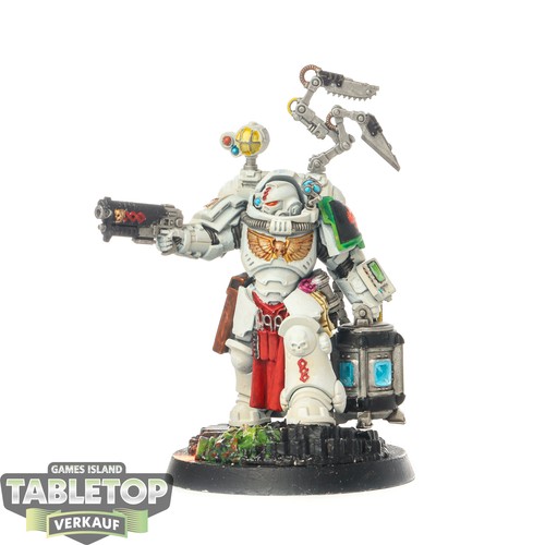 Space wolves apothecary - space,