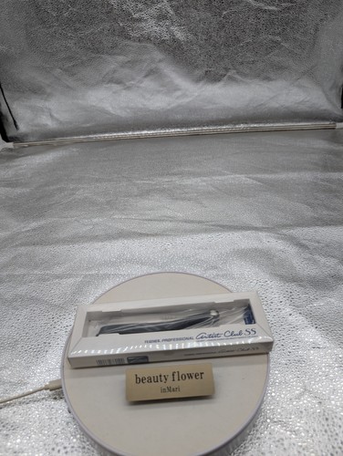 Feather professional artist - feather,