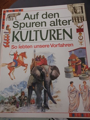 Buch auf den spuren alter - spuren,