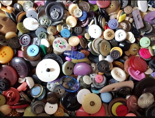 Kilo knöpfe kunststoff - 2,5,