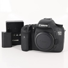 Canon EOS 7D 18MP Digital SLR