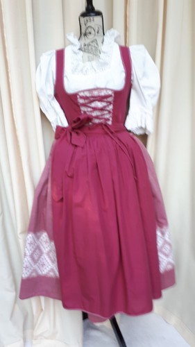 Dirndl mit bluse - mit,