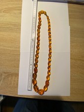 Verkaufe Bernstein Kette oliven