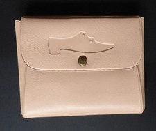 DDR-Schuhputzzeug-Tasche, Inhalt 2 Bürsten und eine Lappen, 16 x 12 x 5 cm