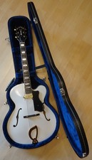 Guild A-150 Savoy Special /