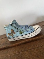 Spardose im Converse Chuck Schuh Design.