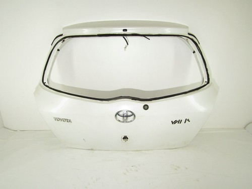 Toyota yaris xp9 - toyota,