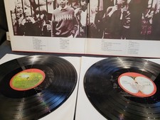 BEATLES ♣︎♣︎ RED ♣︎♣︎ NMINT / GER APPLE / YELLOW SUBMARINE