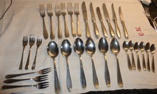 alt Besteck Löffel Esslöffel Teelöffel Gabel Kuchengabel 30 Teile DDR und andere