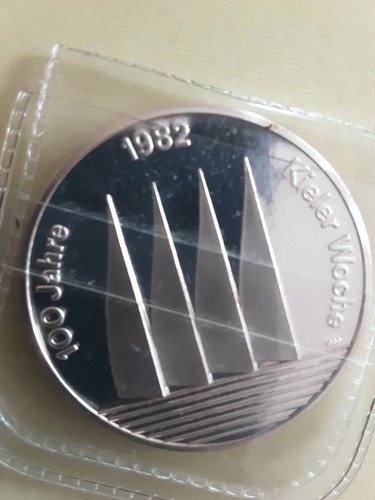 Jubiläumsmedaille 100 jahre - 100,