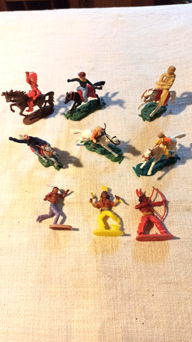 Kunststoff figuren pferde - figuren,