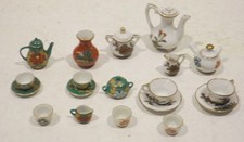 schönes handbemaltes  Porzellan Puppenstuben Geschirr  Konvolut 21 Einzel Teile