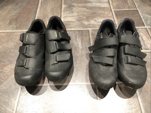 Paar fahrradschuhe und - x2,