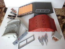 Konvolut Tony Hawk Tech Deck Skatepark Pool Rampen Fingerboards BMX Zubehör