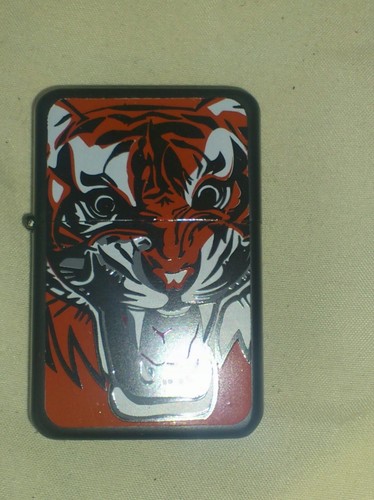 Benzinfeuerzeug tiger - ",