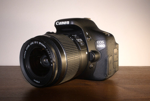 Canon eos 600d - /, t3i