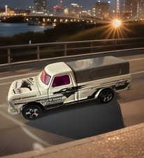 HOT WHEELS FORD F 150 PICK UP SILVER TOP BLACK HAWK MESSENGERS MA 1:64 DIECAST I