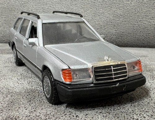 Modellauto mercedes benz 200td - modellauto,