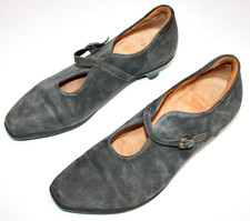 THINK AIDA PUMPS MARY JANE