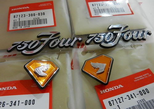 Honda 750 four emblem - cb,