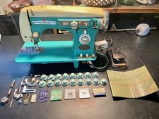 Universal SAZ-2 Sewing Machine