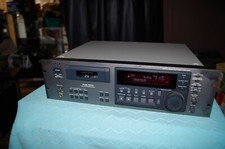 Sony PCM R500