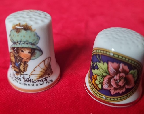Fingerhüte porzellan 1x - -2-,